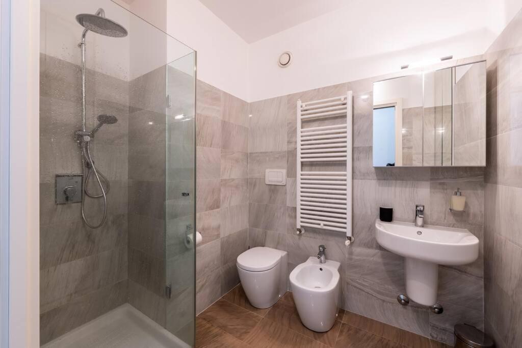 5 Stars Apart Sea View Genua Buitenkant foto
