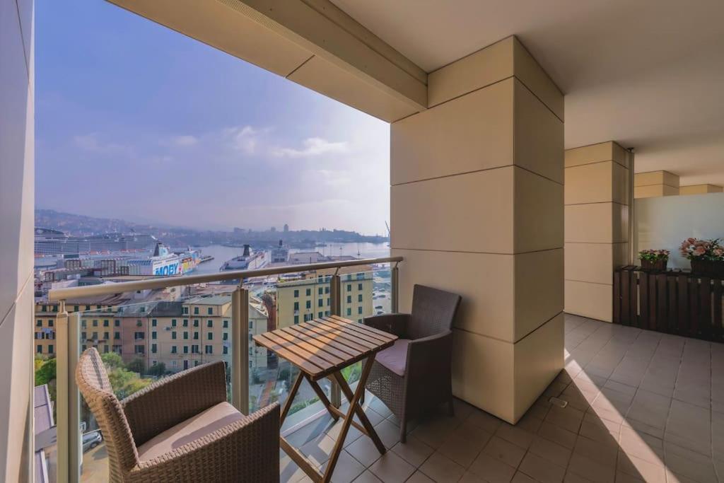 5 Stars Apart Sea View Genua Buitenkant foto