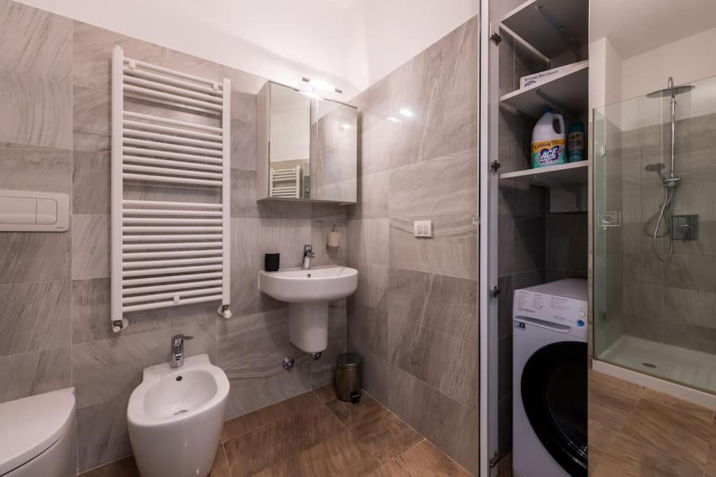 5 Stars Apart Sea View Genua Buitenkant foto